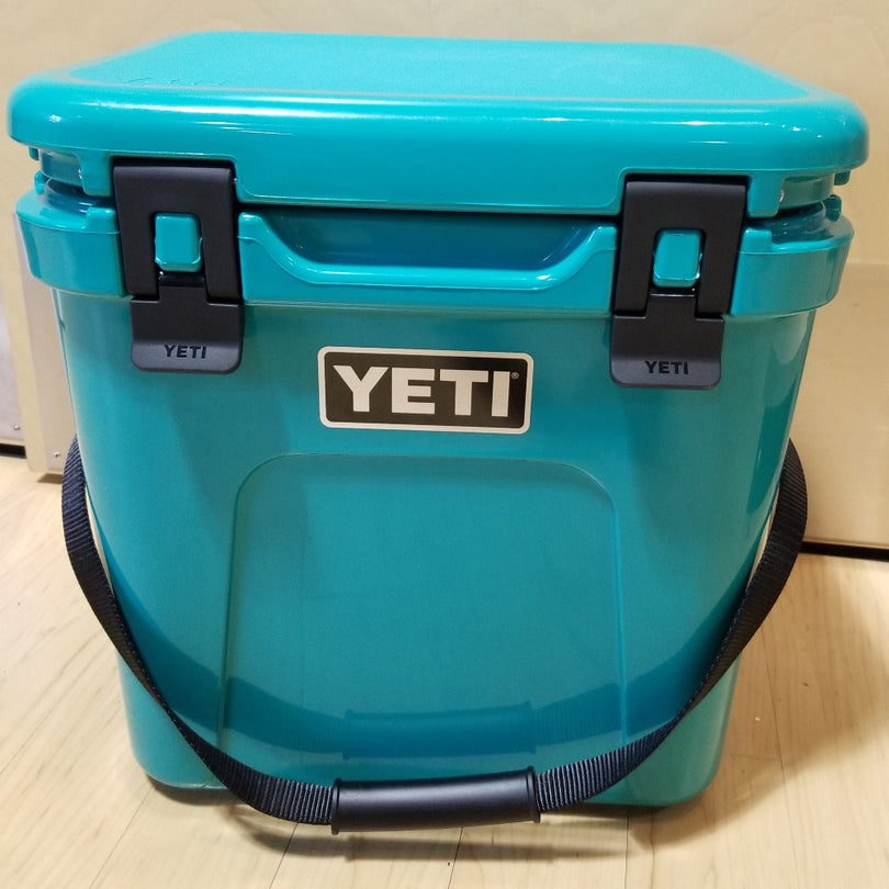 YETI Roadie 24 Cooler - Aquifer Blue